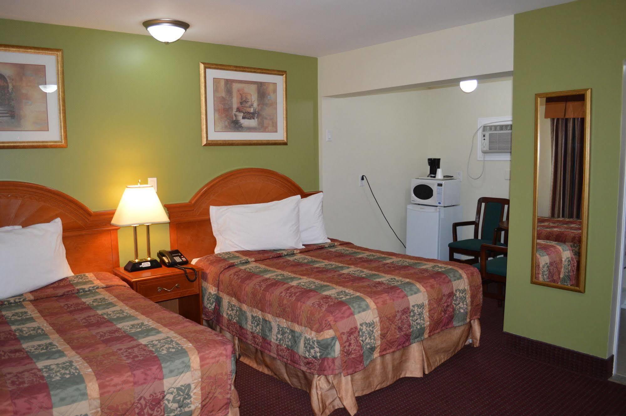Lincoln Motel Sturgeon Falls Экстерьер фото